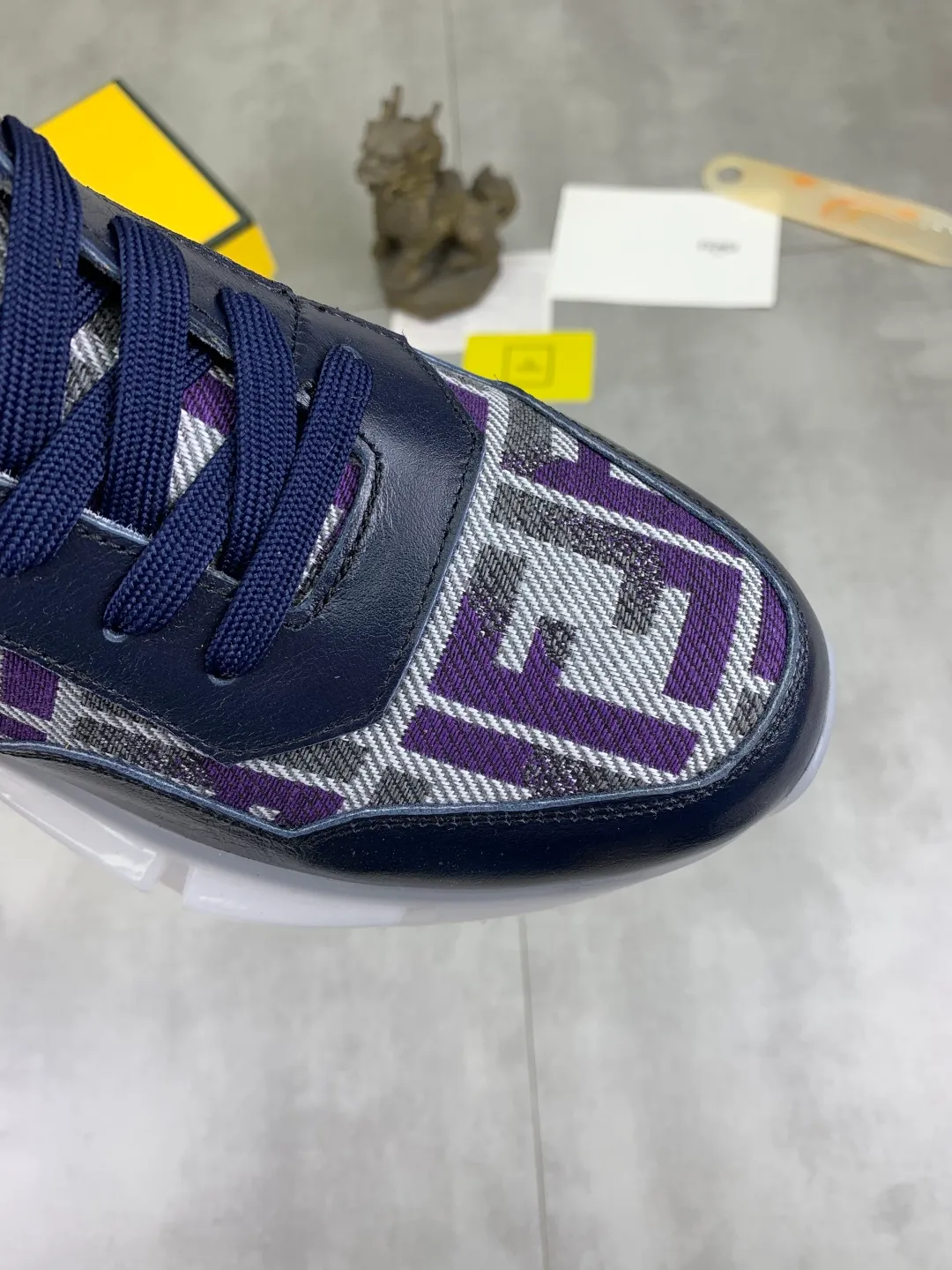 ​Men's shoes 💰P460 💰[New] Little Monster 🆘 New FENDI counter 🕶️🕶️Simple routing effect, showing an elegant and cool driving shoe 🎬Using imported calfskin + first-layer pigskin lining🐂Excellent material🎬Detailed workmanship 🤗Comfortable and comfortable on the feet. ​Pair it with any outfit to show your taste and temperament, low-key luxury ♻️Design ​simple and elegant ​noble and fashionable 🍃​Very loved and favored by trendy men 💓❤️size: 38-44 2️⃣colors available